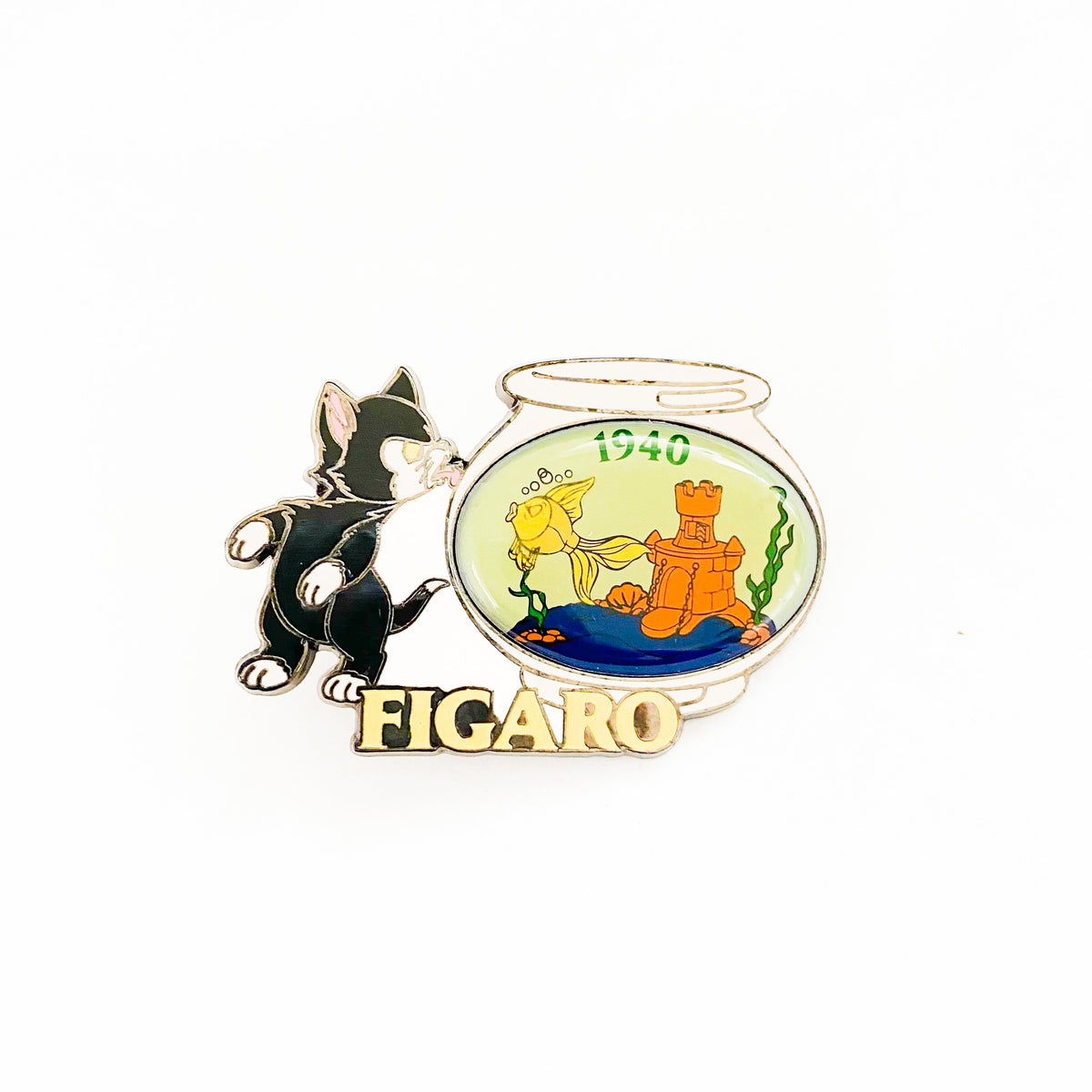 100 Years Of Dreams - Figaro 1940 Pin – MadHouse Collectibles