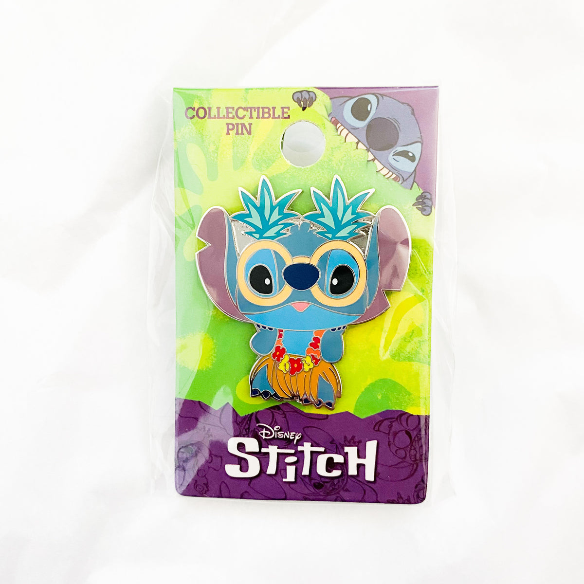 Stitch - Luau Stitch Pin – MadHouse Collectibles