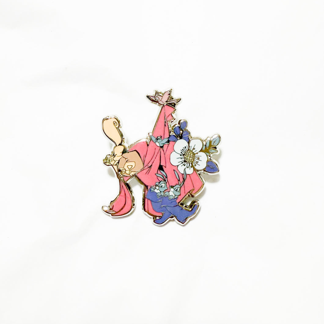 Loungefly - Sleeping Beauty 65th Anniversary - Owl and Animals in Cloak Pin