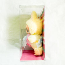 POP MART - The Monsters - Let's Checkmate Series - Queen Vinyl Plush Hanging Card