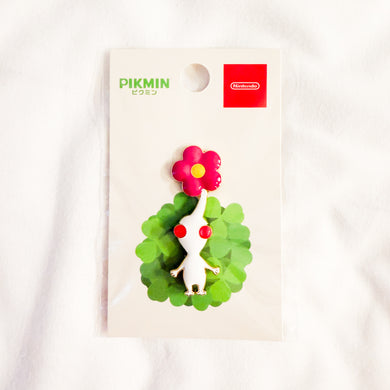 Nintendo - Pikmin - White Pikmin with Magenta Flower Brooch