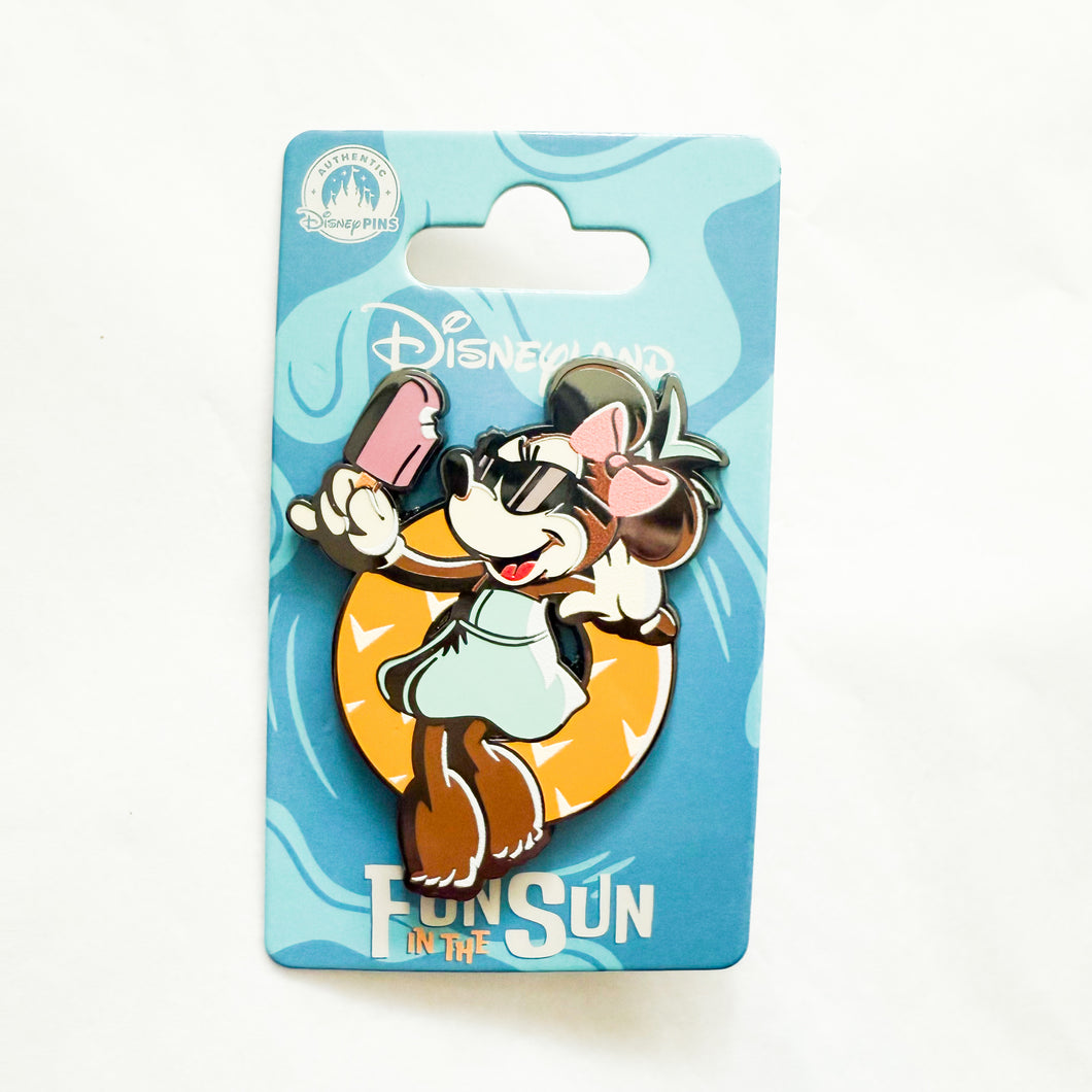 DLP - Fun in the Sun - Minnie Mouse with Inner Tube Pin