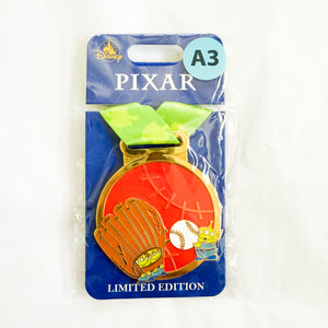 HKDL - Magic Game Prize - Little Green Men Baseball Medal Pin