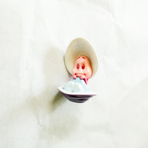JDS - Secret Mascot - Alice in Wonderland Iridescent Series - Scared Baby Oyster