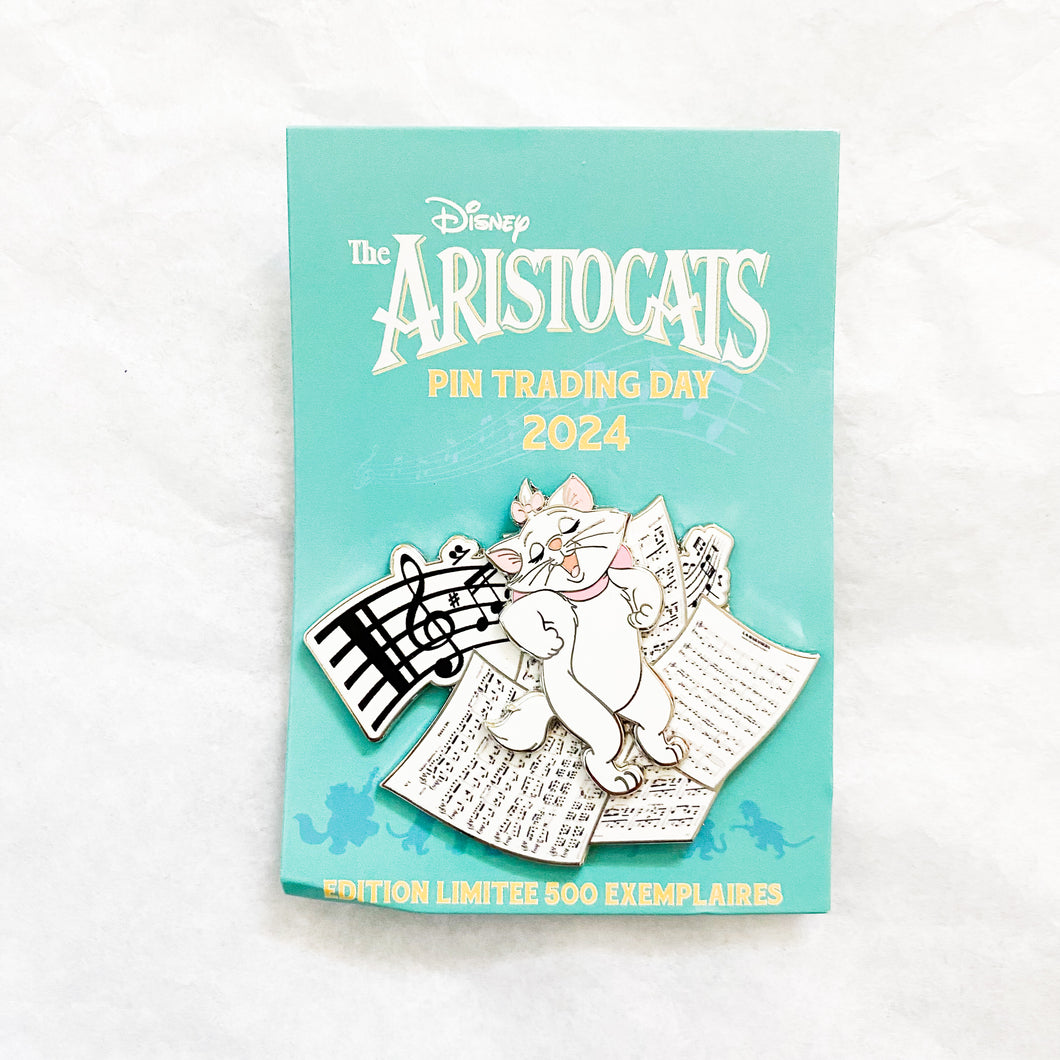 DLP - The Aristocats Pin Trading Day 2024 - Marie Singing and Dancing on Sheet Music Pin