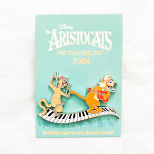 DLP - The Aristocats Pin Trading Day 2024 - Shun Gon and Hit Cat Pin