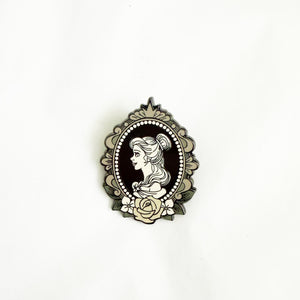 Loungefly - Princess Cameos - Belle Pin