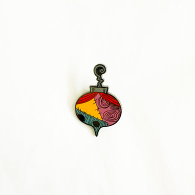 Loungefly - Nightmare Before Christmas Ornaments - Sally Pin