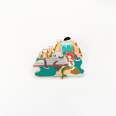 Happiest Place On Earth Retro - Submarine Voyage Ariel Pin