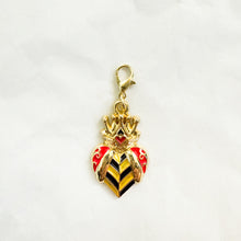 Villains Secret Charm - Queen of Hearts Charm