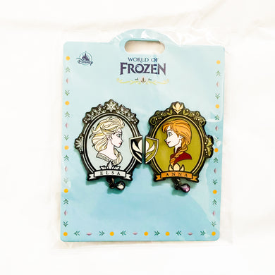 World of Frozen - Anna and Elsa Cameo 2-Pin Set