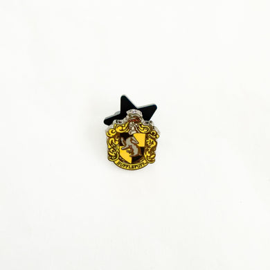 Universal Studios - Harry Potter House Crest - Hufflepuff Mini Pin