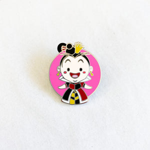 World of Evil - Queen of Hearts Pin