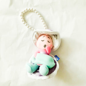 Alice in Wonderland - Baby Oyster - Dreamy Pearl Plush Keychain