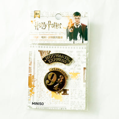 Miniso x Harry Potter - Hogwarts Express and Platform 9 3/4 Pins Set