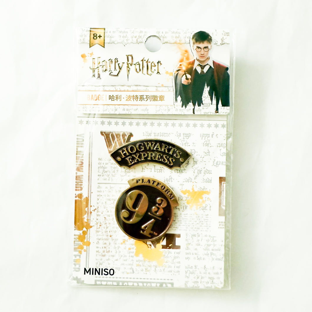 Miniso x Harry Potter - Hogwarts Express and Platform 9 3/4 Pins Set