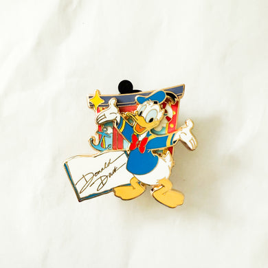 SHDR - Pin Trading Fun Day 2025 - Disney Friends Autographs - Donald Duck Pin