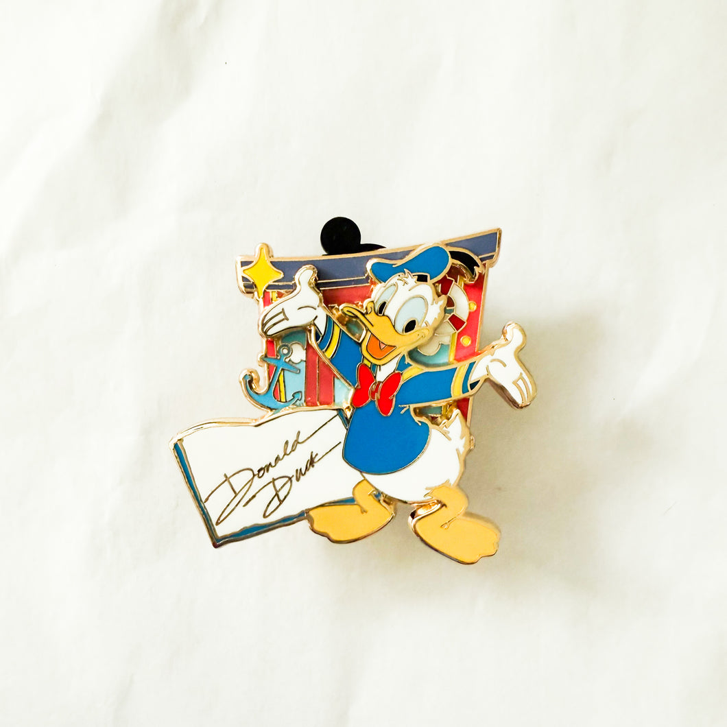 SHDR - Pin Trading Fun Day 2025 - Disney Friends Autographs - Donald Duck Pin