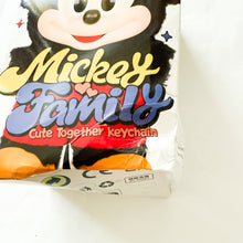 POP MART - Mickey Family Cute Together - Goofy Plush Pendant