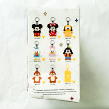 POP MART - Mickey Family Cute Together - Goofy Plush Pendant