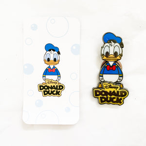 Disney Characters - Standing Magnetic Badge - Donald Duck