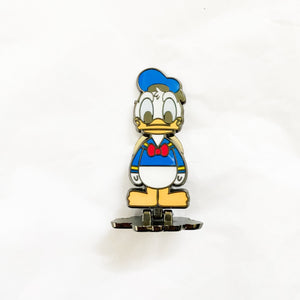 Disney Characters - Standing Magnetic Badge - Donald Duck