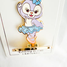 SHDR - Duffy & Friends Stand Series - StellaLou Pin