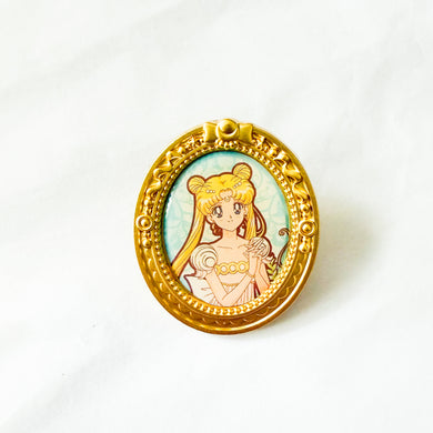 Sailor Moon Gachapon - Princess Serenity Pin