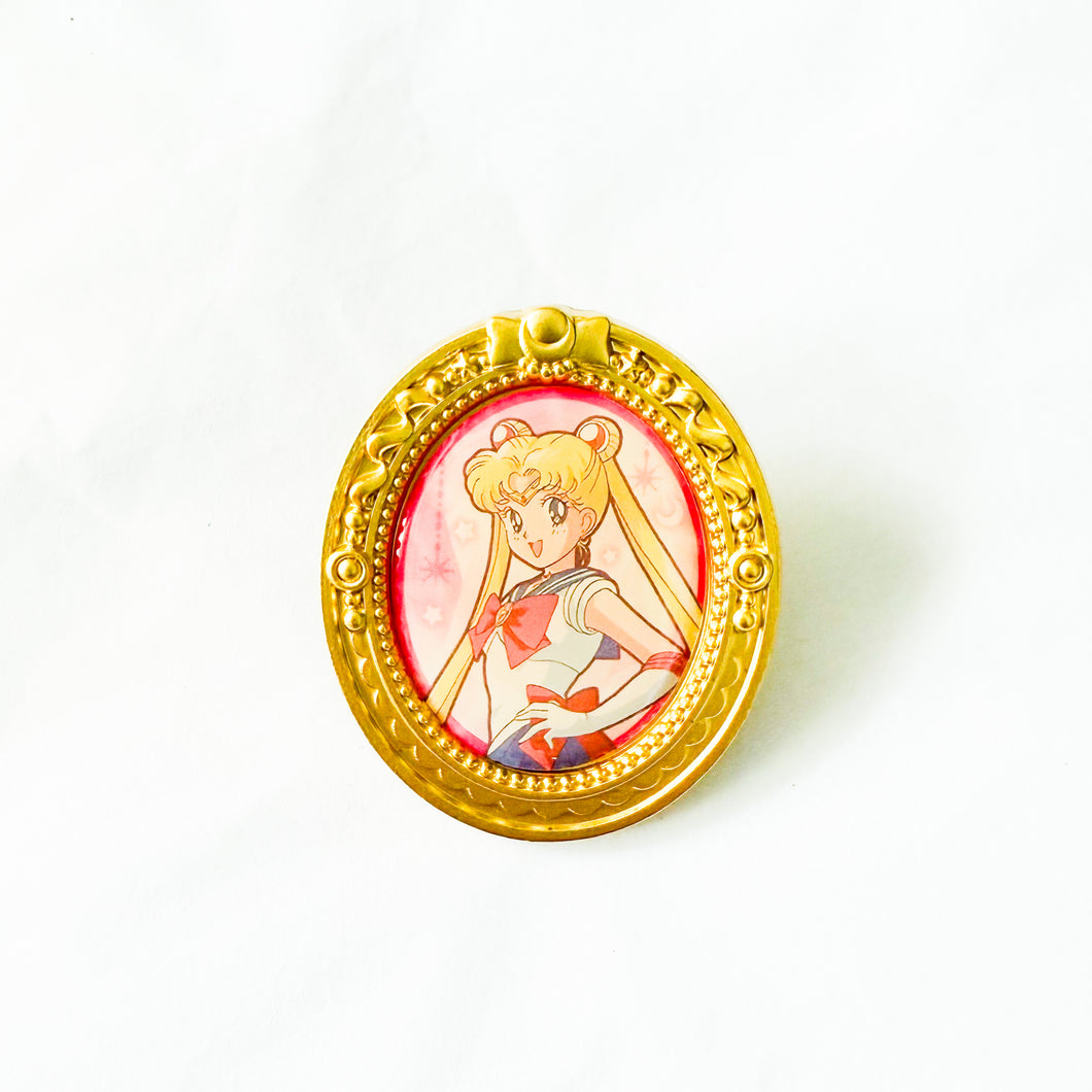 Sailor Moon Gachapon - Sailor Moon R Pin