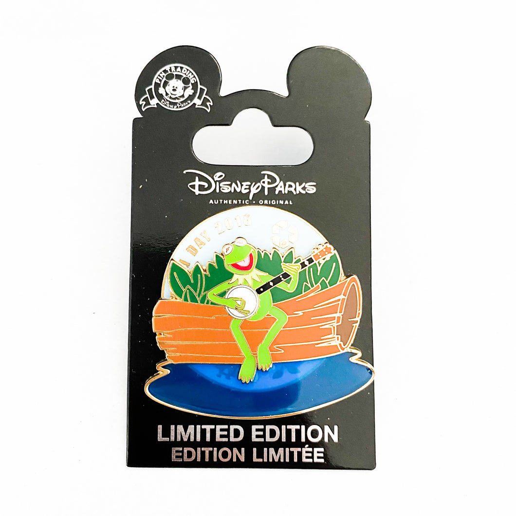 Earth Day 2018 - Kermit The Frog Spinner Pin