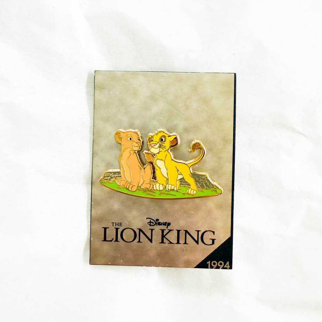 Disney Store 30th Commemorative Anniversary - The Lion King 1994 - Simba and Nala Pin