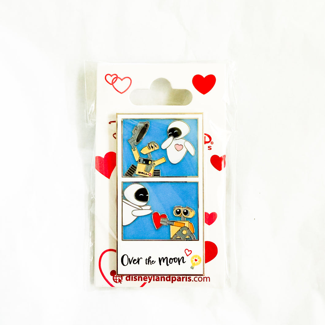 DLP - Valentine's Day - Wall-E and Eve Pin