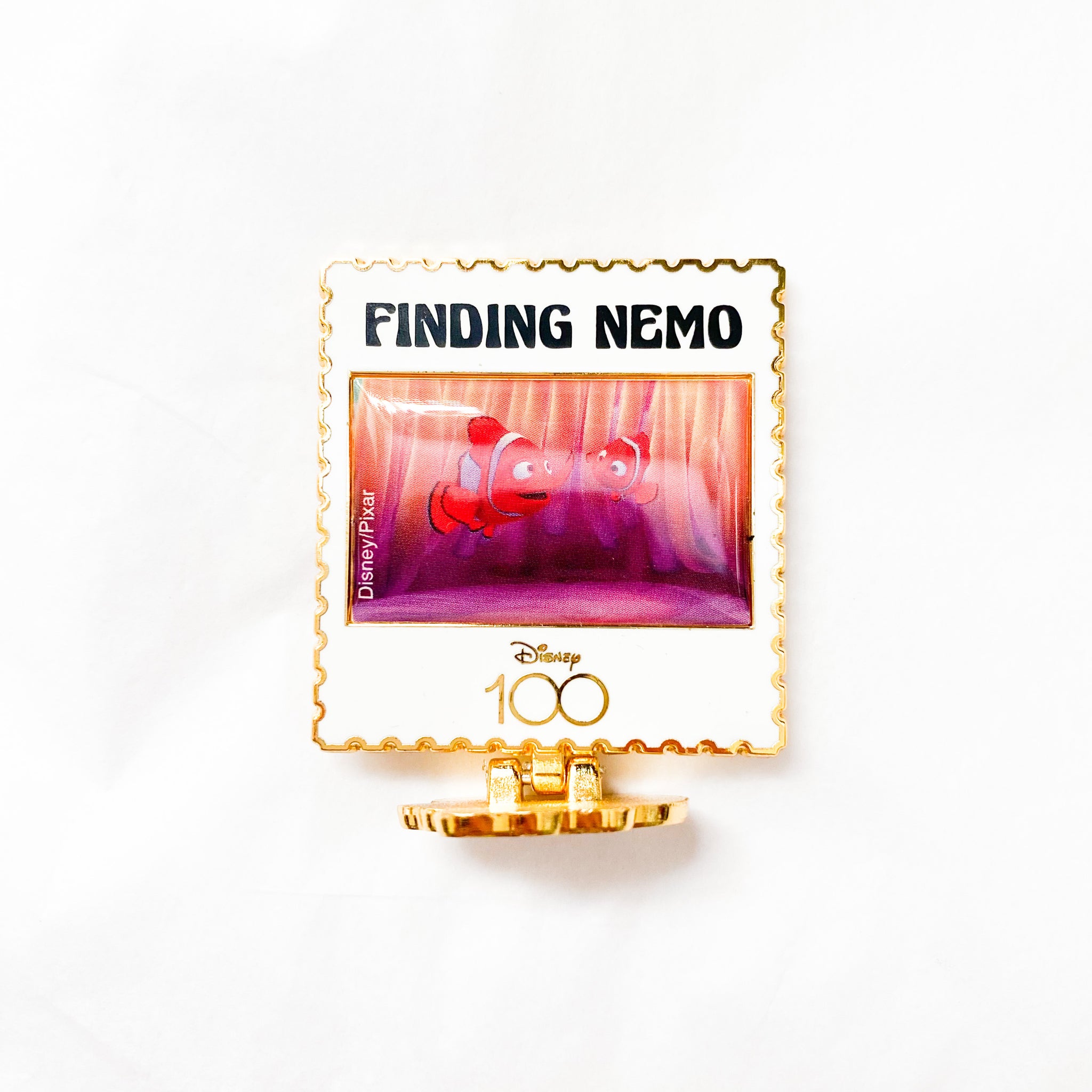 Disney 100th Anniversary - Standing Magnetic Badge - Finding Nemo
