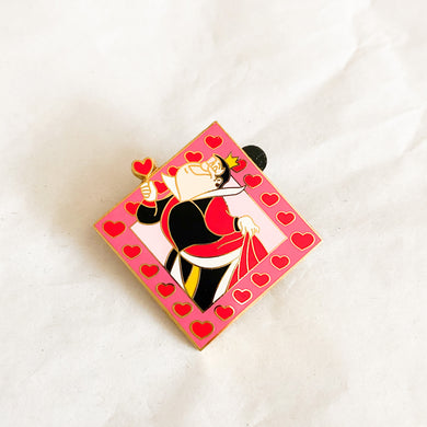 Villains Starter Set - Queen Of Hearts Pin