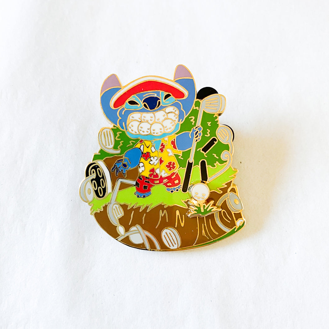 DSSH - Characters Playing Golf - Stitch Pin