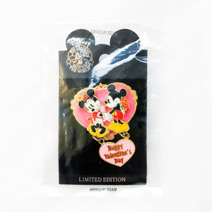Happy Valentine's Day - Mickey and Minnie Mouse Pin