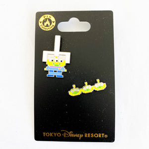 Pixel Toy Story Alien With Claw & Alien Trio Pin Set