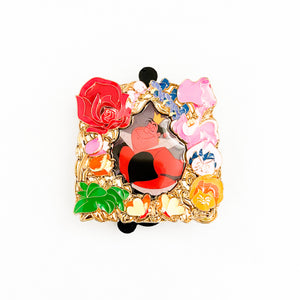 Pack Pack - September 2017 - Queen Of Hearts Flower Frame Pin