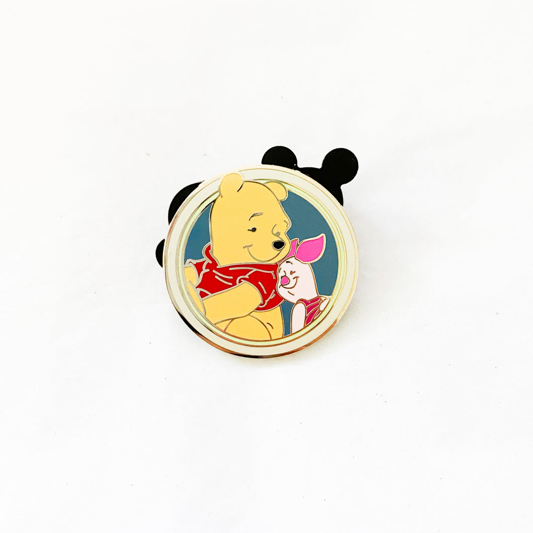 Friends - Winnie The Pooh & Piglet Pin