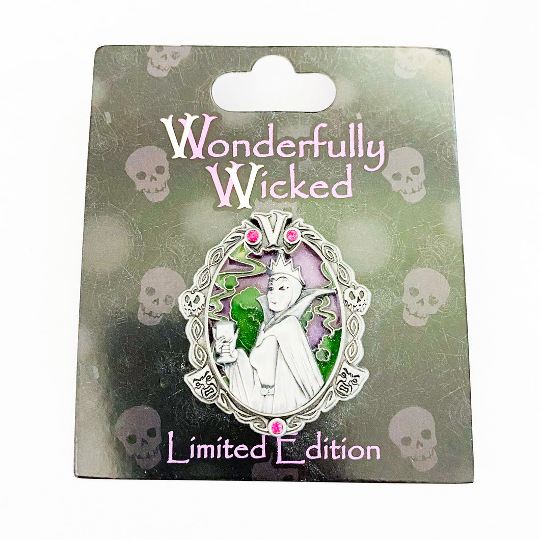 Wonderfully Wicked - Evil Queen Pin