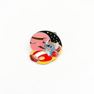 Stitch Crashes Disney - Sleeping Beauty Stitch Pin – MadHouse Collectibles