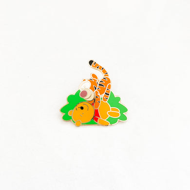 Cute Characters - Tigger Pounces Pooh Pin